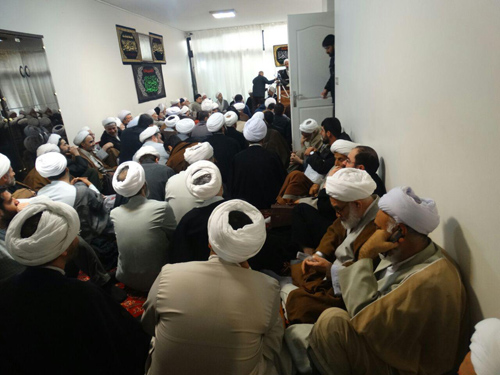 جلسه هفتگی دفتر ایت الله العظمی صانعی در دفتر کارگر جنوبی